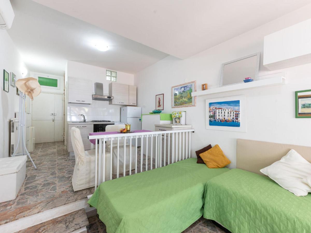 Apartment La Pineta By Interhome Casa Sant'Eugenia Exterior photo
